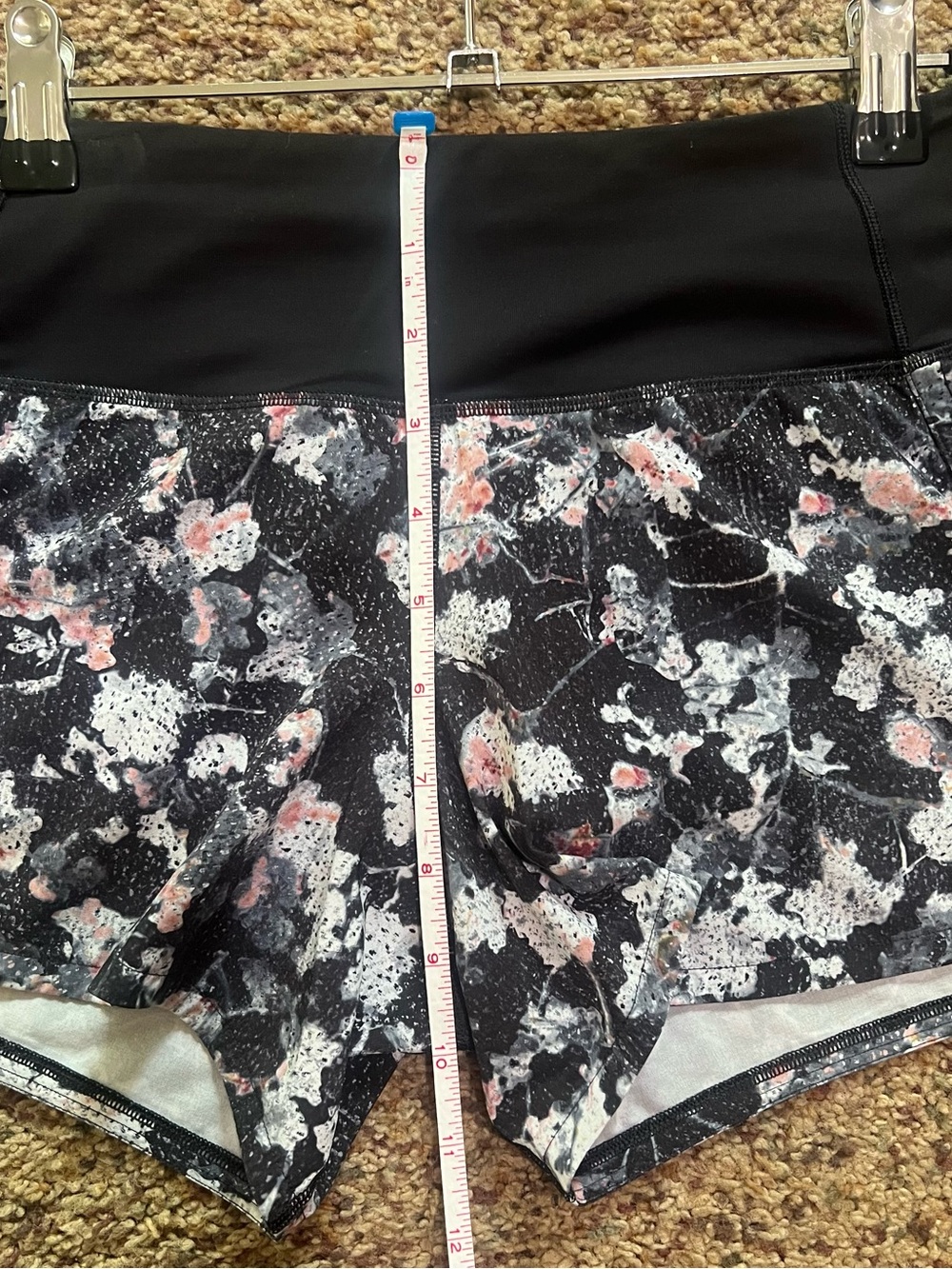 LULULEMON RUN TIMES SHORT II 4" (Spring Bloom/Multi Black) - Picture 6 of 6